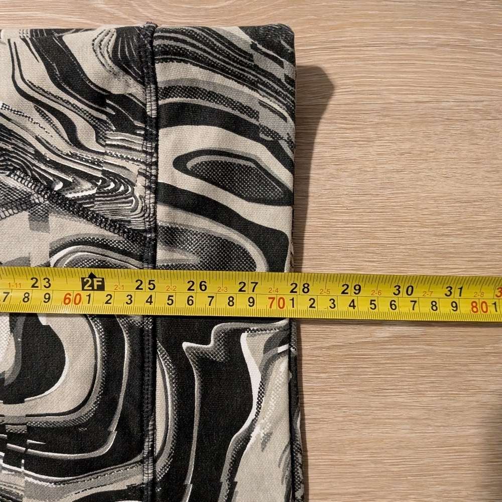 Gymshark Hoodie Men's Small Tie Dye Swirl Activewear - Picture 9 of 9